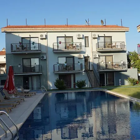 Karyada Hotell