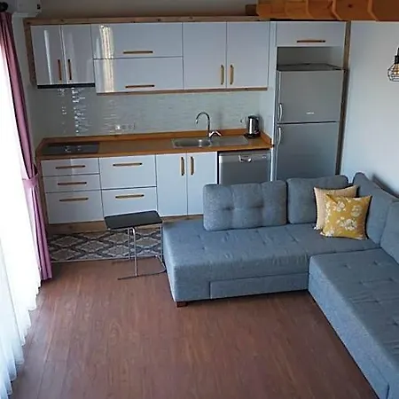 Karyada Otel
