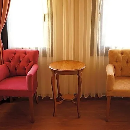 Karyada Otel Çeşme