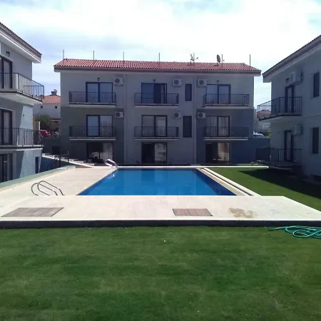 Hotel Karyada 2*